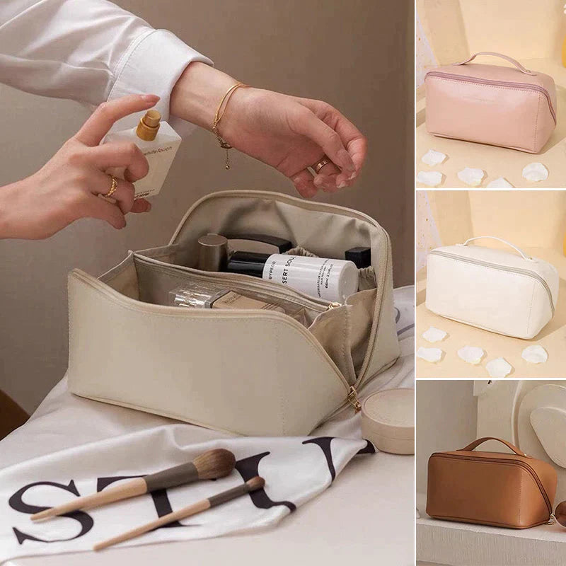 COSMETIC TRAVEL BAG