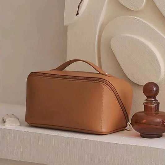 COSMETIC TRAVEL BAG